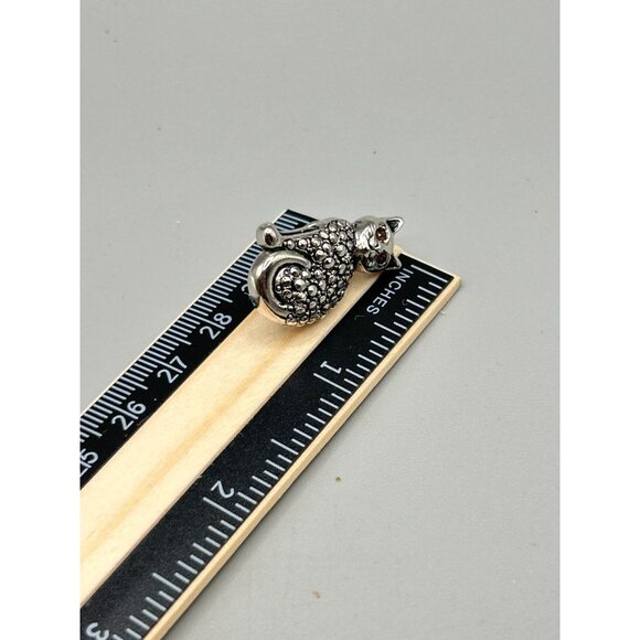 Vintage Cat Tack Pin Faux Marcasite Rhinestones & Red Eyes Brooch Silver Tone - Picture 6 of 6